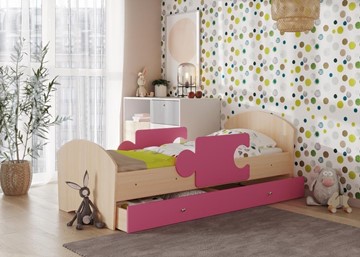 Кровать детская с бортиками и ящиком Мозайка, корпус Млечный дуб/фасад Розовый (щиты) в Братске